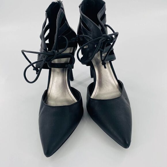 BCBGeneration Delphina Lace Up Heel In Black Size 8.5 - Picture 8 of 12